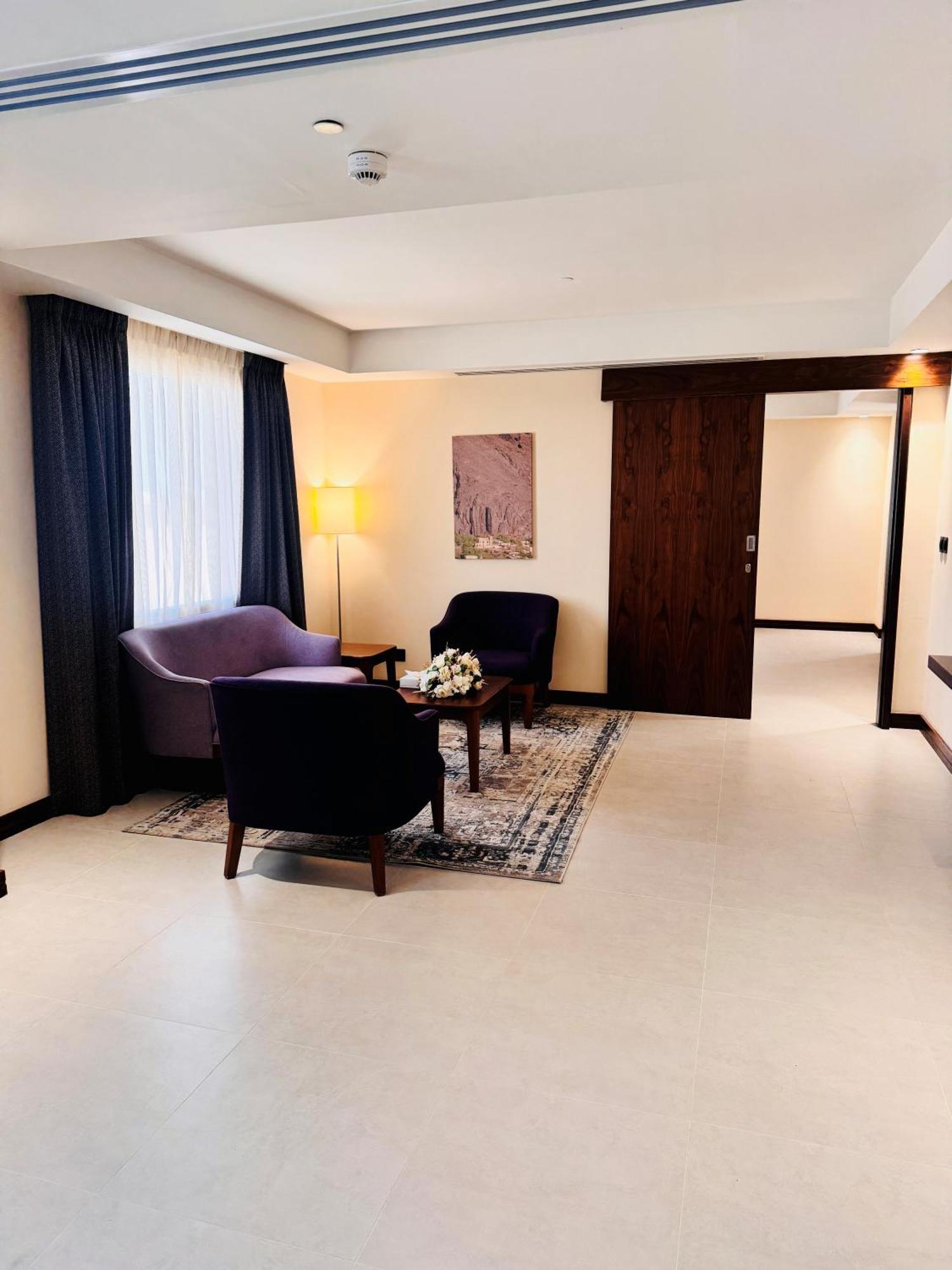 Kyriad Hotel Salalah Extérieur photo
